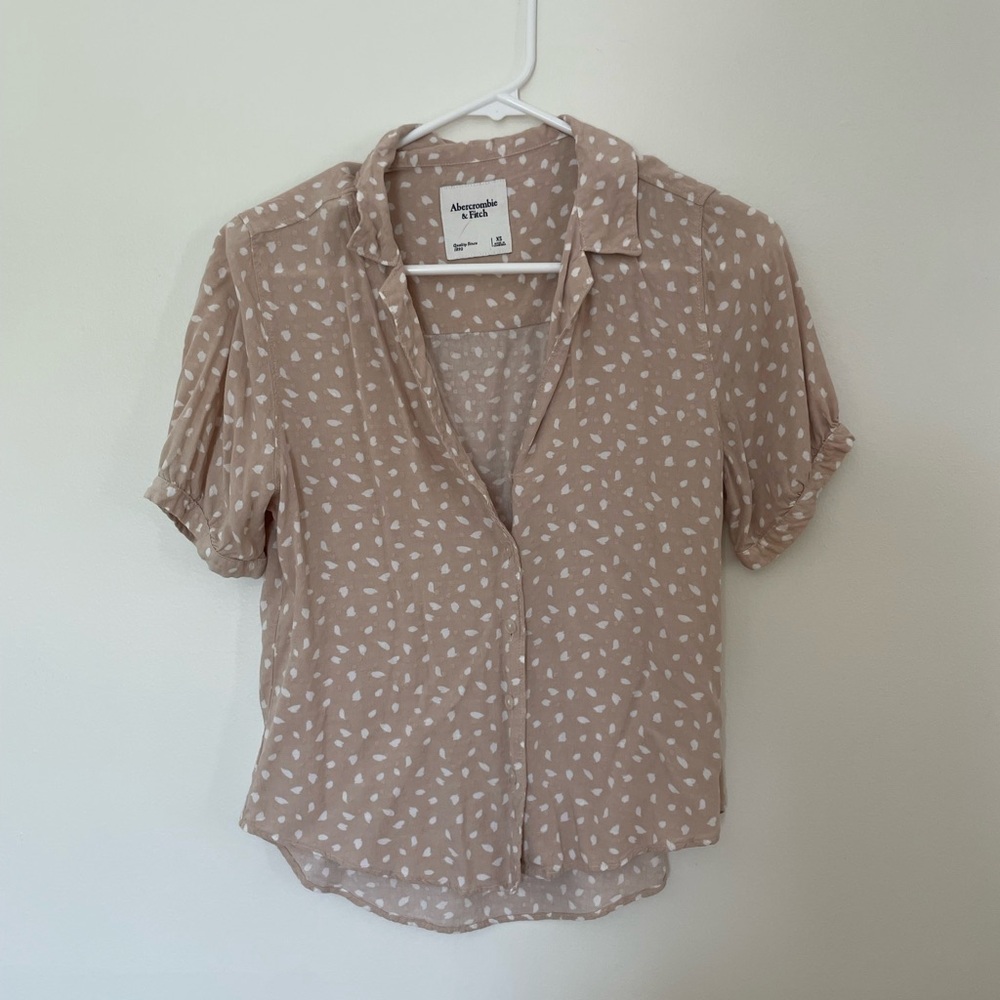 Abercrombie & Fitch Women's Cream Button Down Shirt